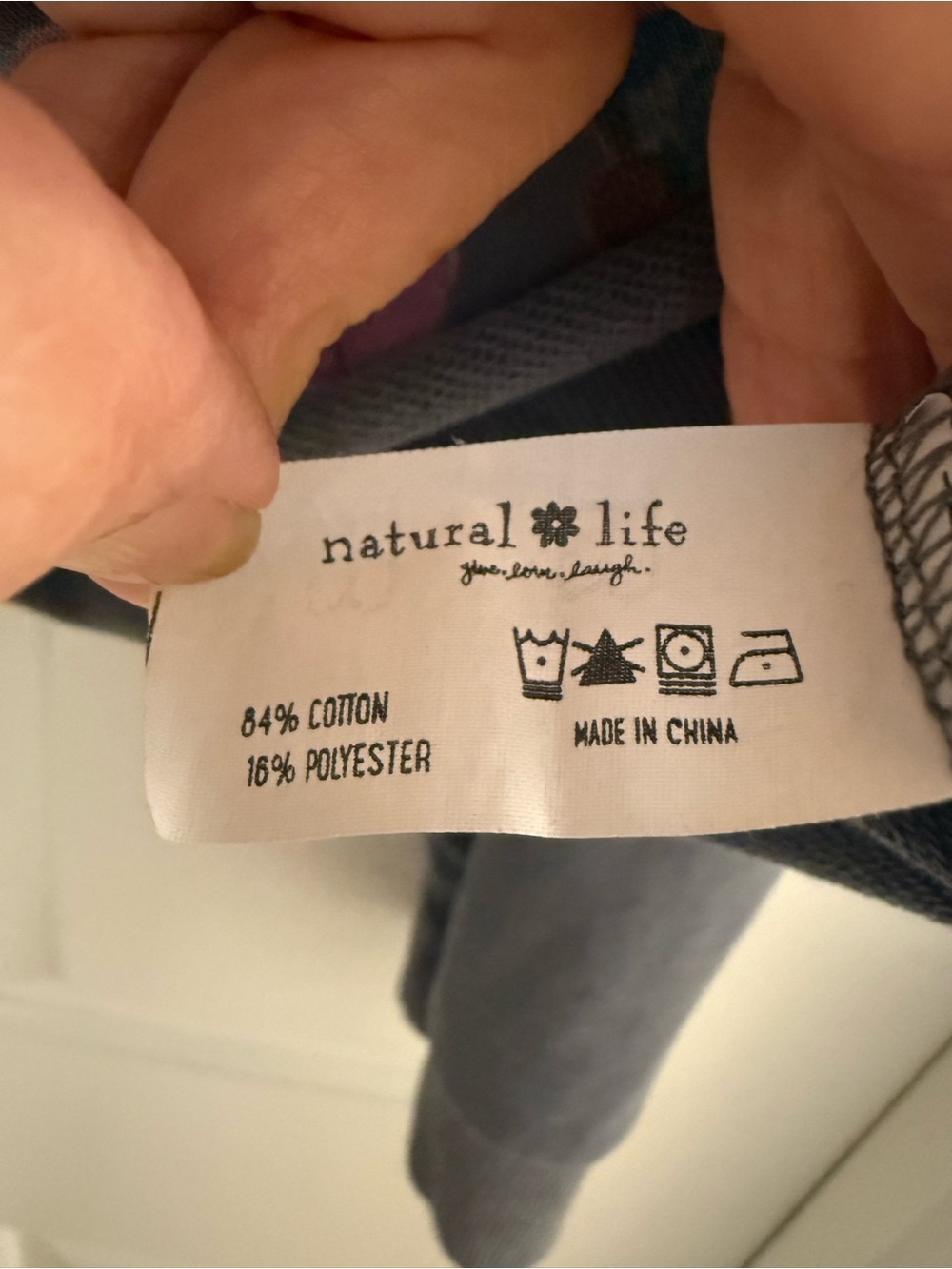 Natural Life Peace Begins With a Smile grey cropped Print Hoodie cotton blend - Picture 4 of 5